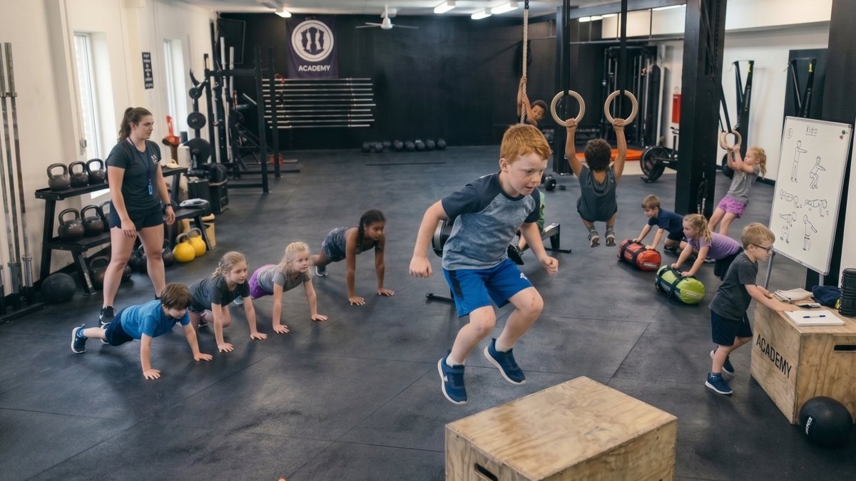Kids and teens CrossFit class at CFB
